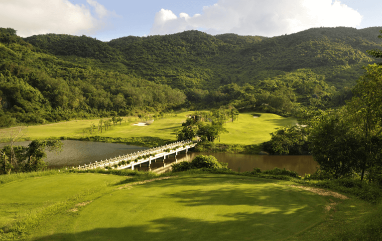 Hainan Mystic Springs Golf Club (Sanya)